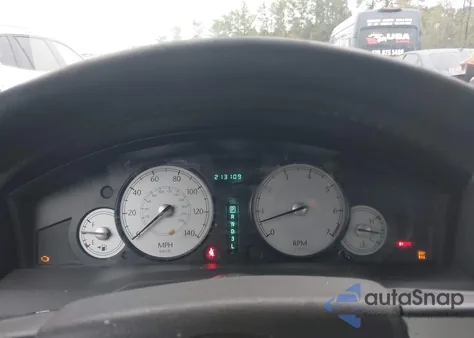 2005 Chrysler 300 Touring from USA, damaged, VIN 2C3AA53G85H561626